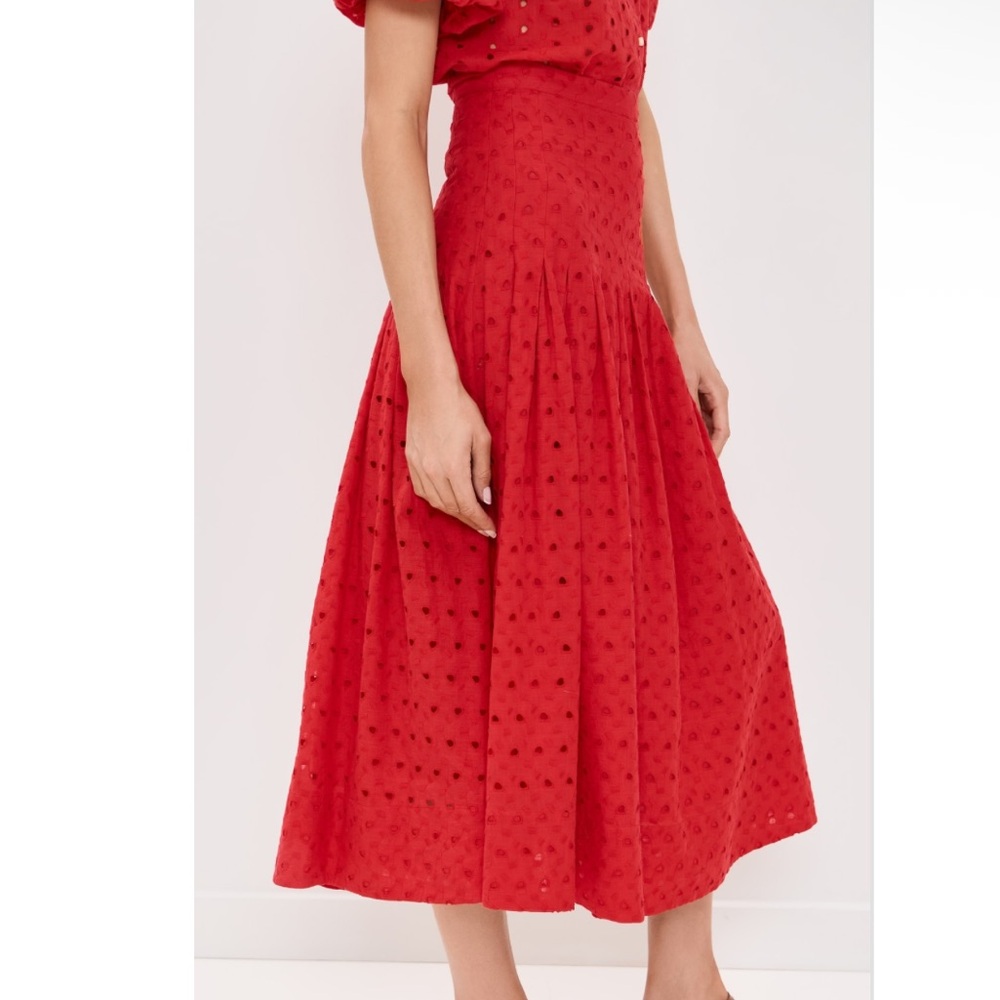 The Great The Rhythm Eyelet Cotton Midi Skirt in Red Rose size large $295 msrp - Picture 5 of 12